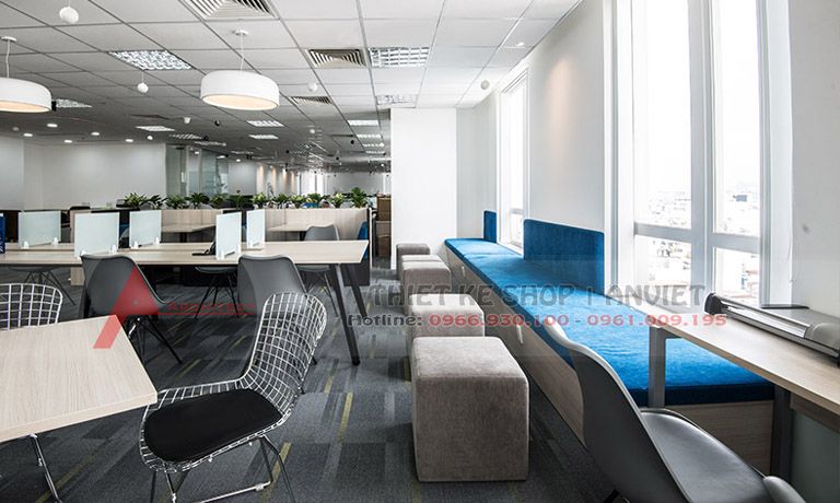 Trang trí nội thất văn phòng công ty đơn giản hiện đại 320m2